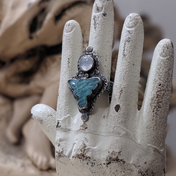 Sterling Aventurine Luna Moth & Moonstone Ring - Picture 8 of 9